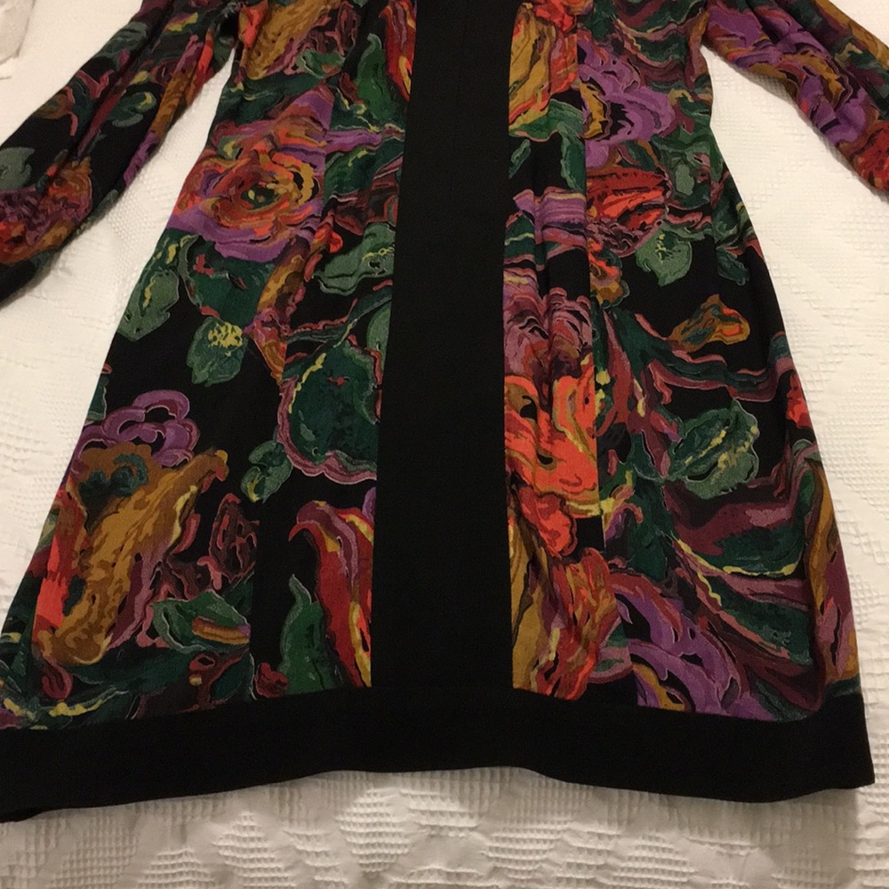 Dress - Picture 5 of 6